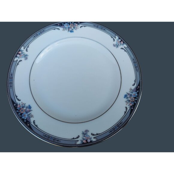 4 Noritake Squirewood Bread & Butter Plates 6 1/4" Floral - Picture 2 of 4
